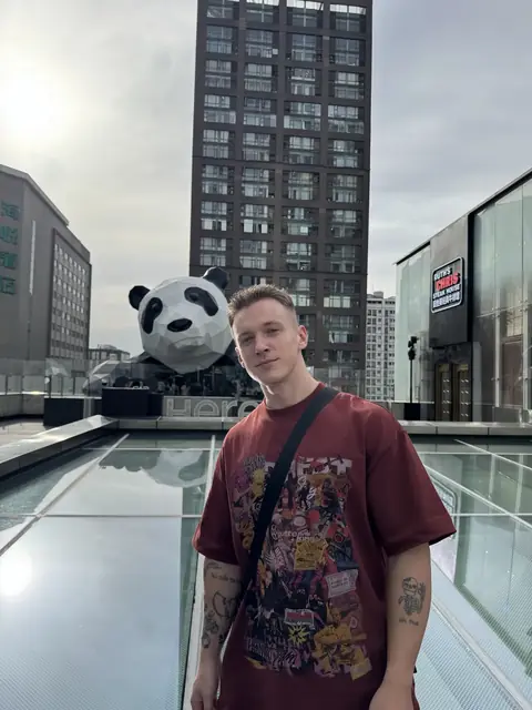 Richard, slovenský sprievodca žijúci v Shenzhene