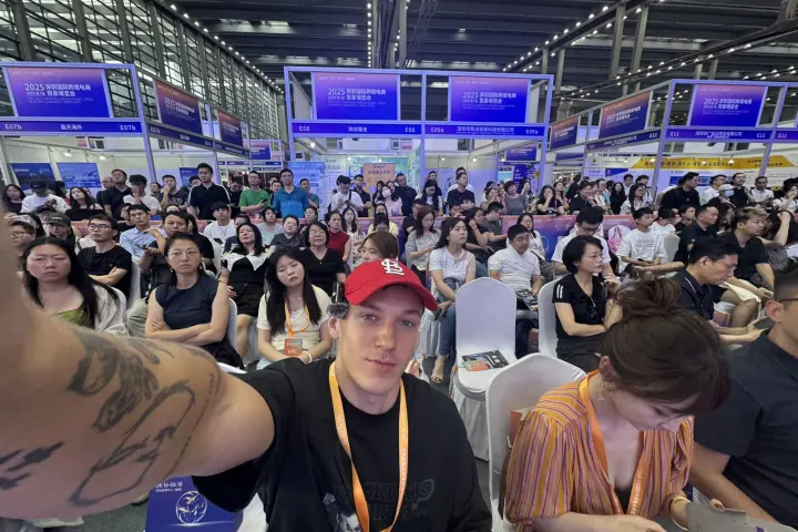 Dodávateľské stánky pri článku o B2B platformách